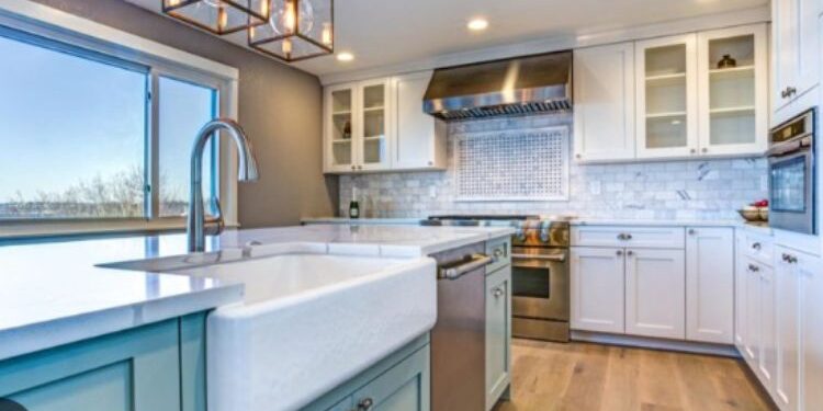 DIY or Hire a Pro: An In-Depth Guide to Painting Cabinets in West Chester, Ohio