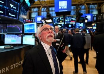 Record Highs And Volatility: A Roller Coaster Ride In Today’s Stock Market