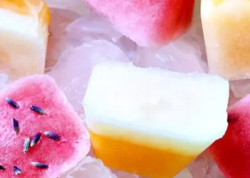 Wellhealthorganic.com: Amazing Beauty Tips Of Ice Cube Will Make You Beautiful And Young