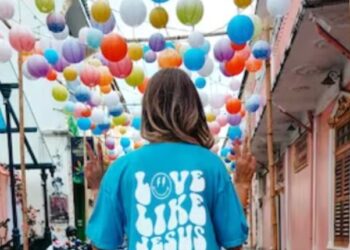 Christian T-Shirts For women FHL That Define Your Faith Journey