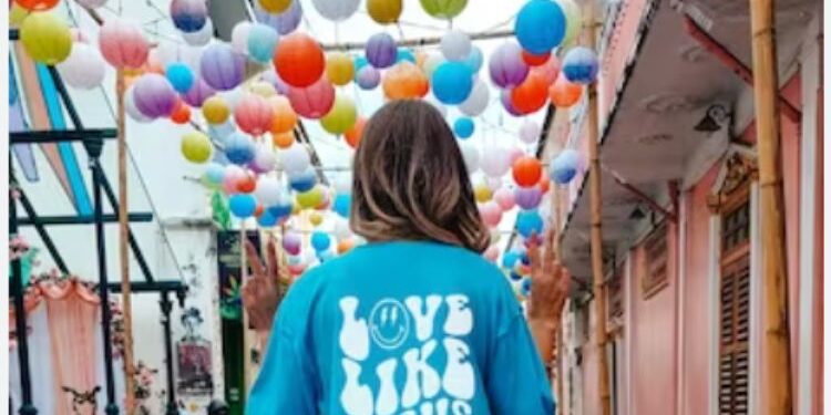 Christian T-Shirts For women FHL That Define Your Faith Journey