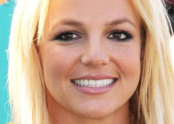 Britney Spears Teeth
