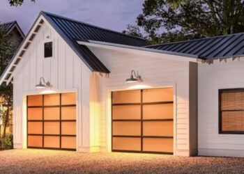 How Can You Choose the Best Garage Doors Repair Company for Reliable Service?